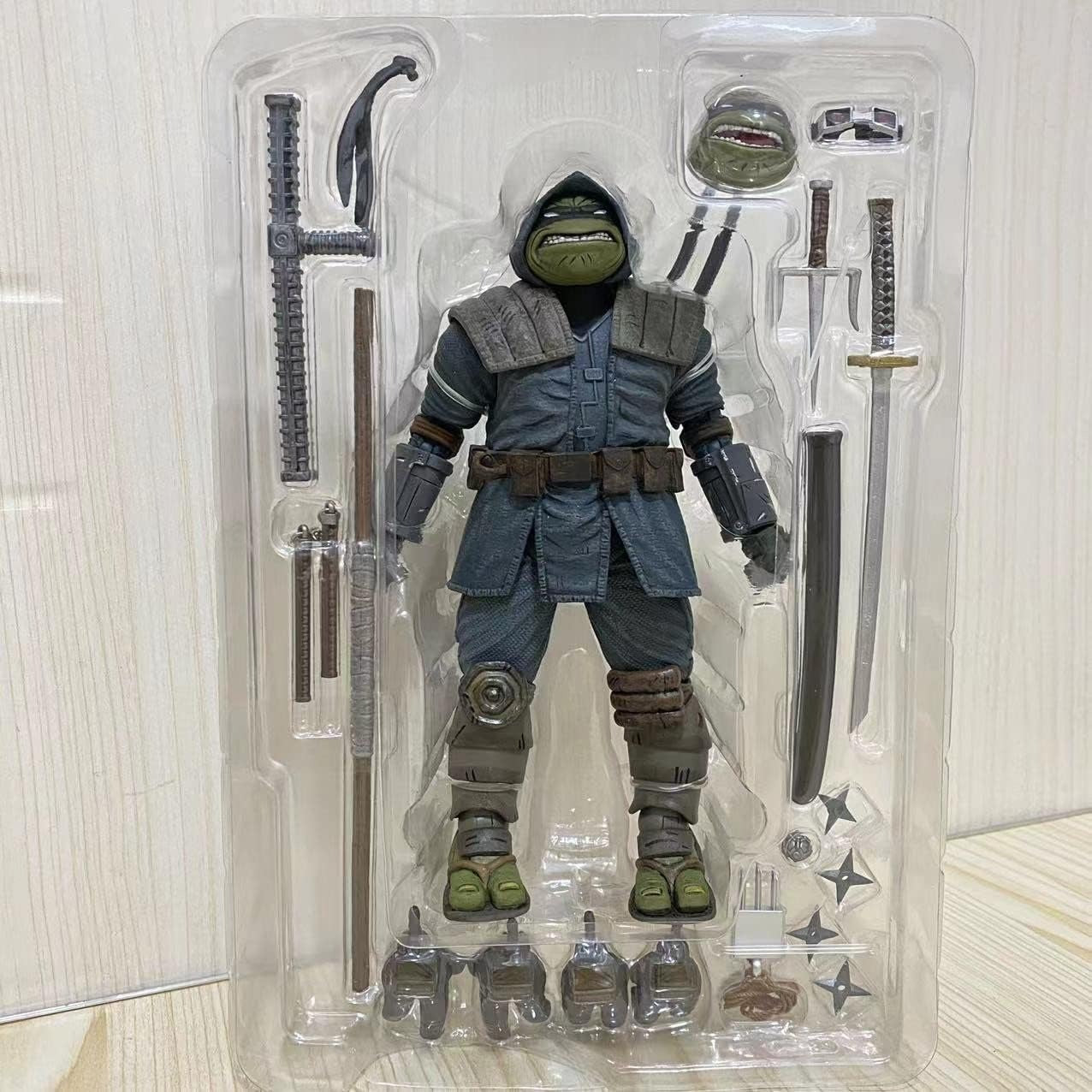 NECA Teenage Mutant Ninja Turtles: The Last Ronin – Armored Action Figure