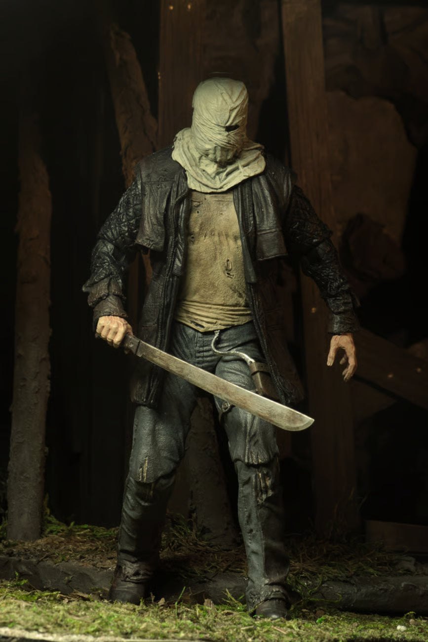 مجسم شخصية جيسون فورهيس من فيلم يوم الجمعة الثالث عشر (2009) من NECA