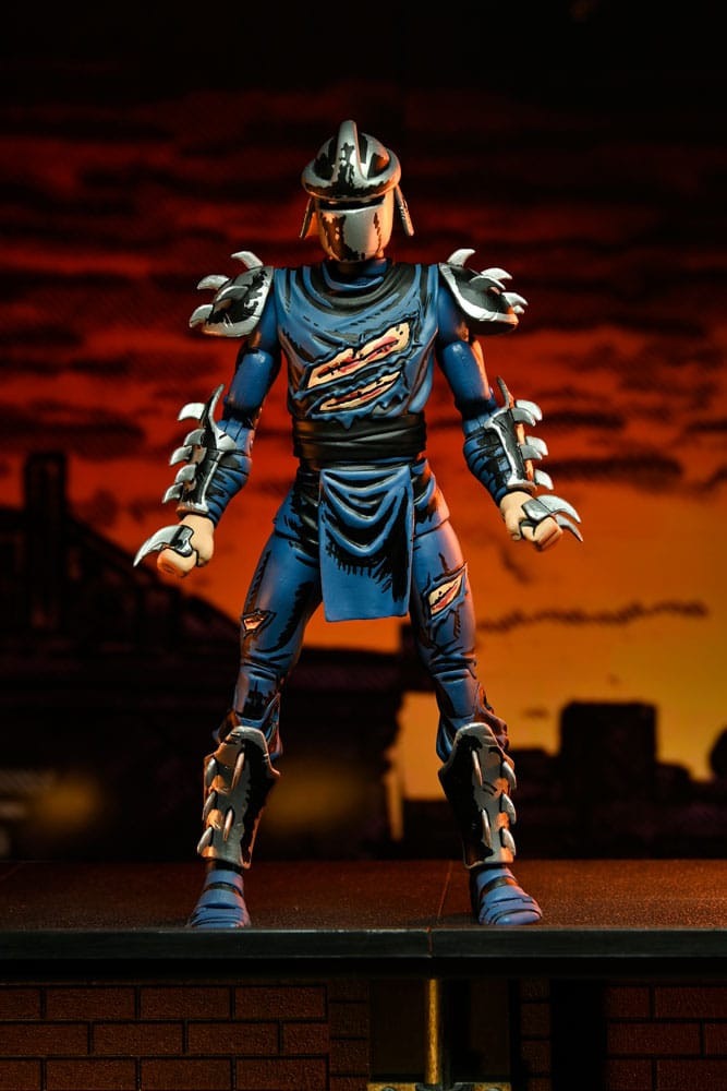 NECA Eastman & Laird's TMNT Battle-Damaged Shredder Ultimate Action Figure