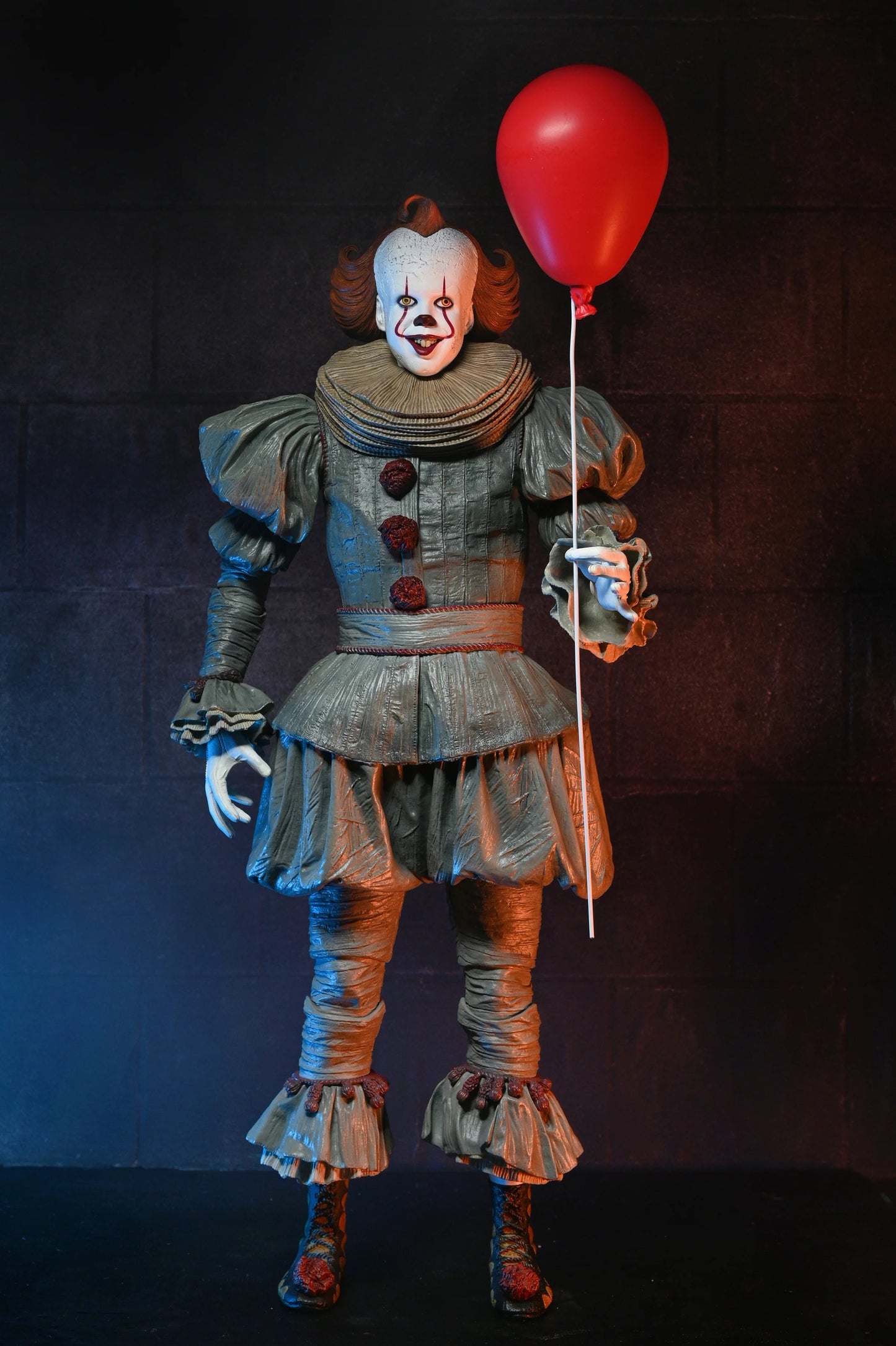 NECA Reel Toys IT (2017) Pennywise 1/4 Scale Figure
