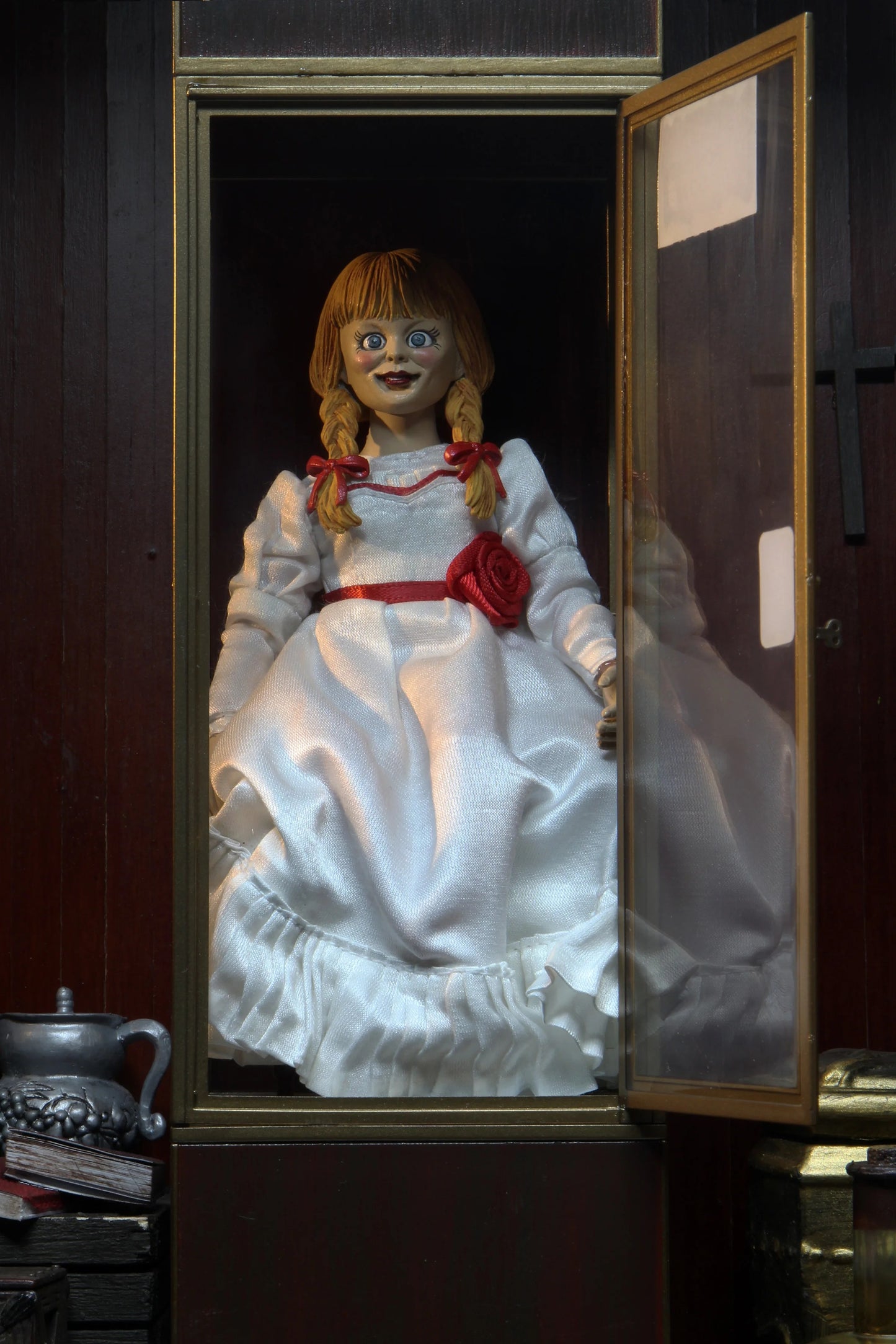 The Conjuring Universe Annabelle Collectible Figure