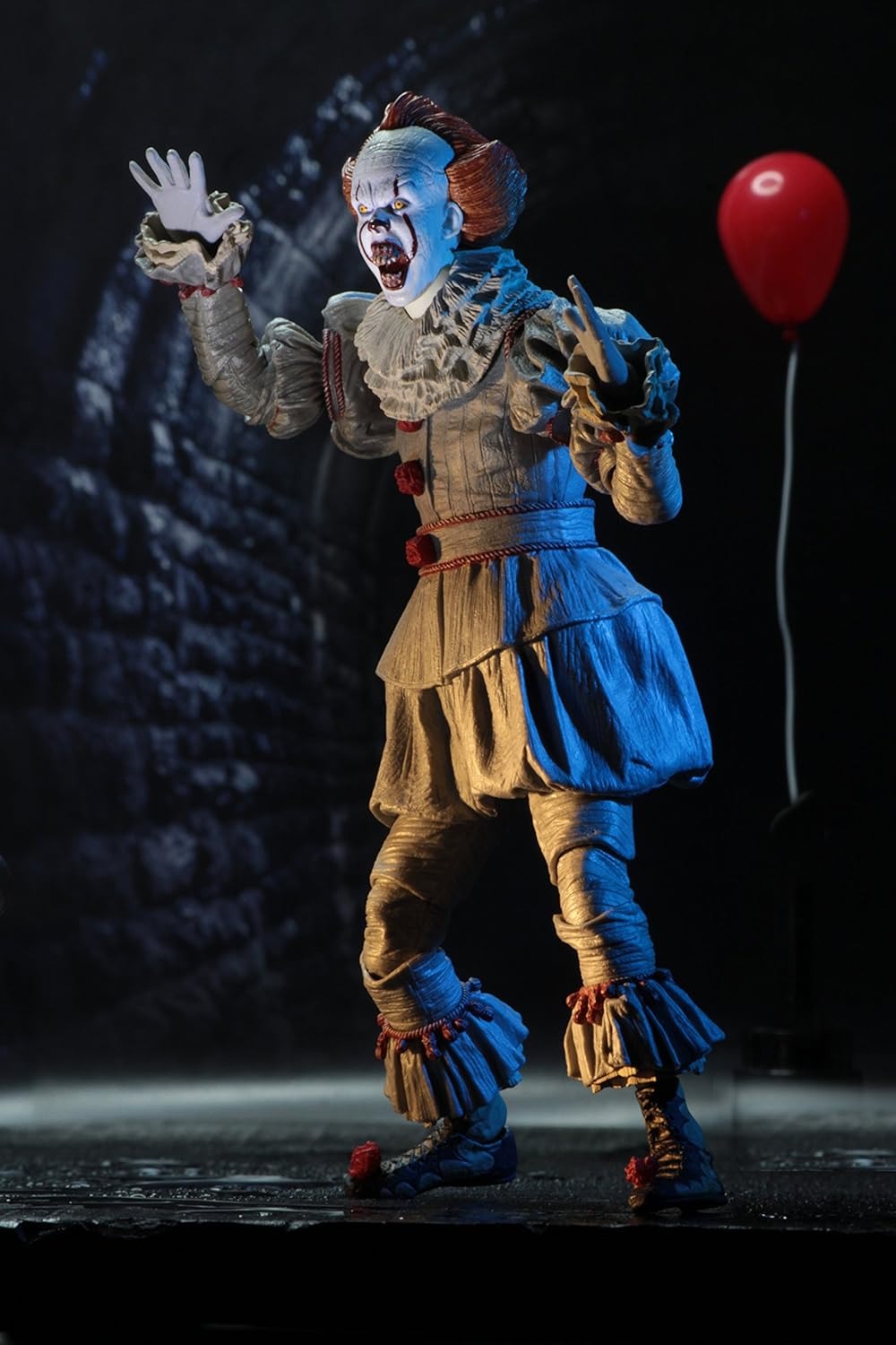 NECA IT (2017) Pennywise 7-Inch Action Figure