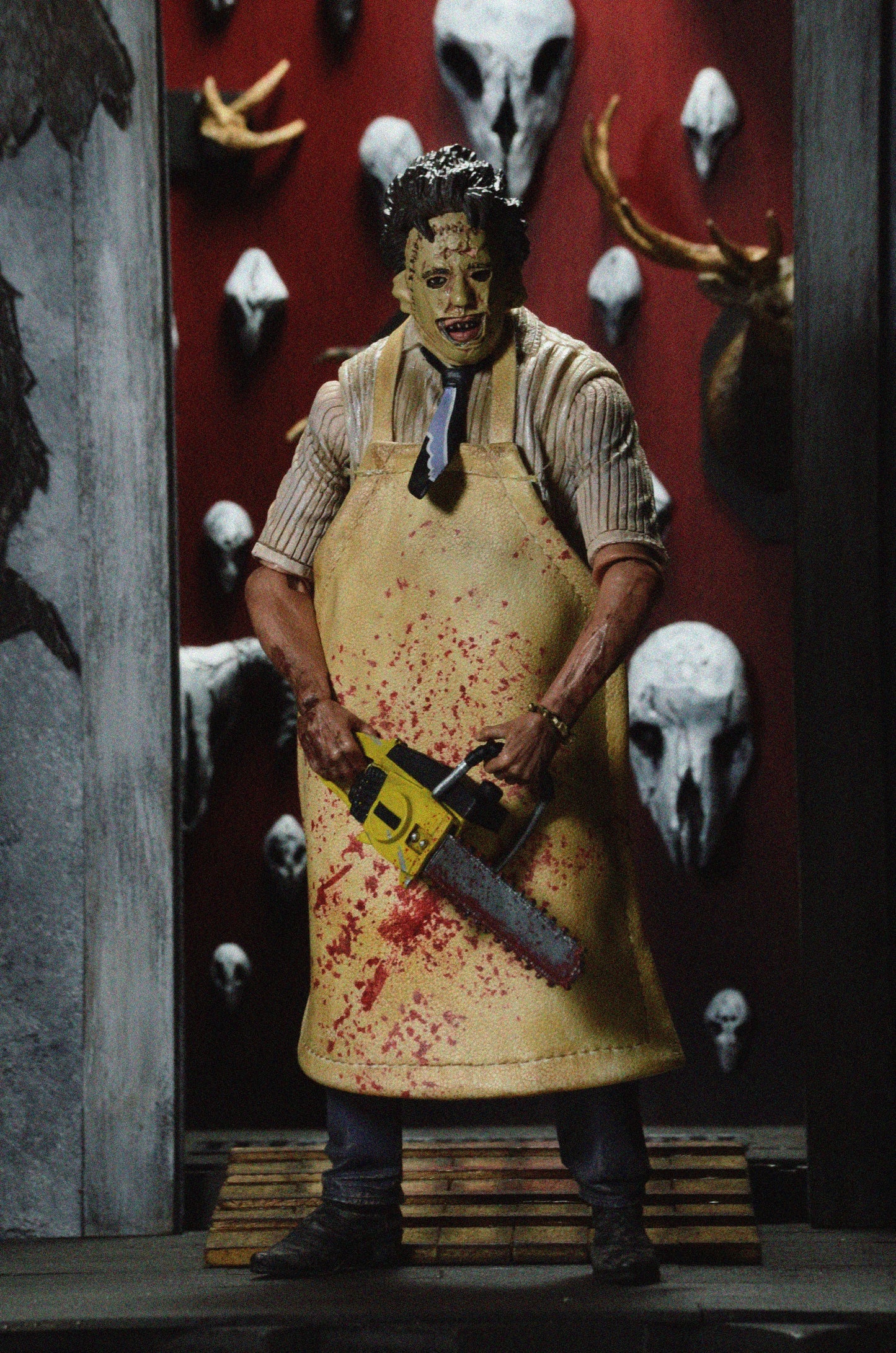 NECA The Texas Chainsaw Massacre Leatherface Action Figure