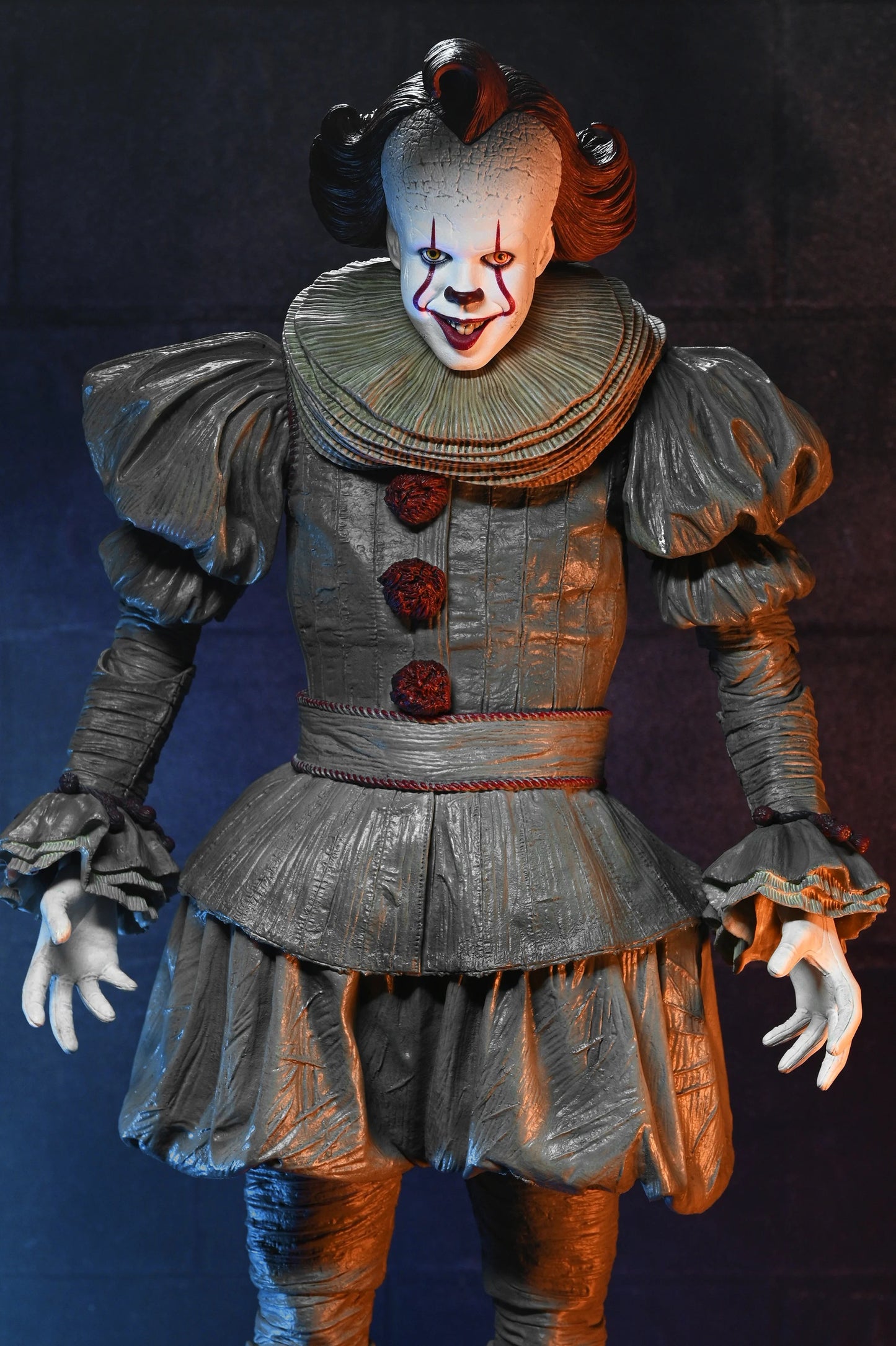 NECA Reel Toys IT (2017) Pennywise 1/4 Scale Figure