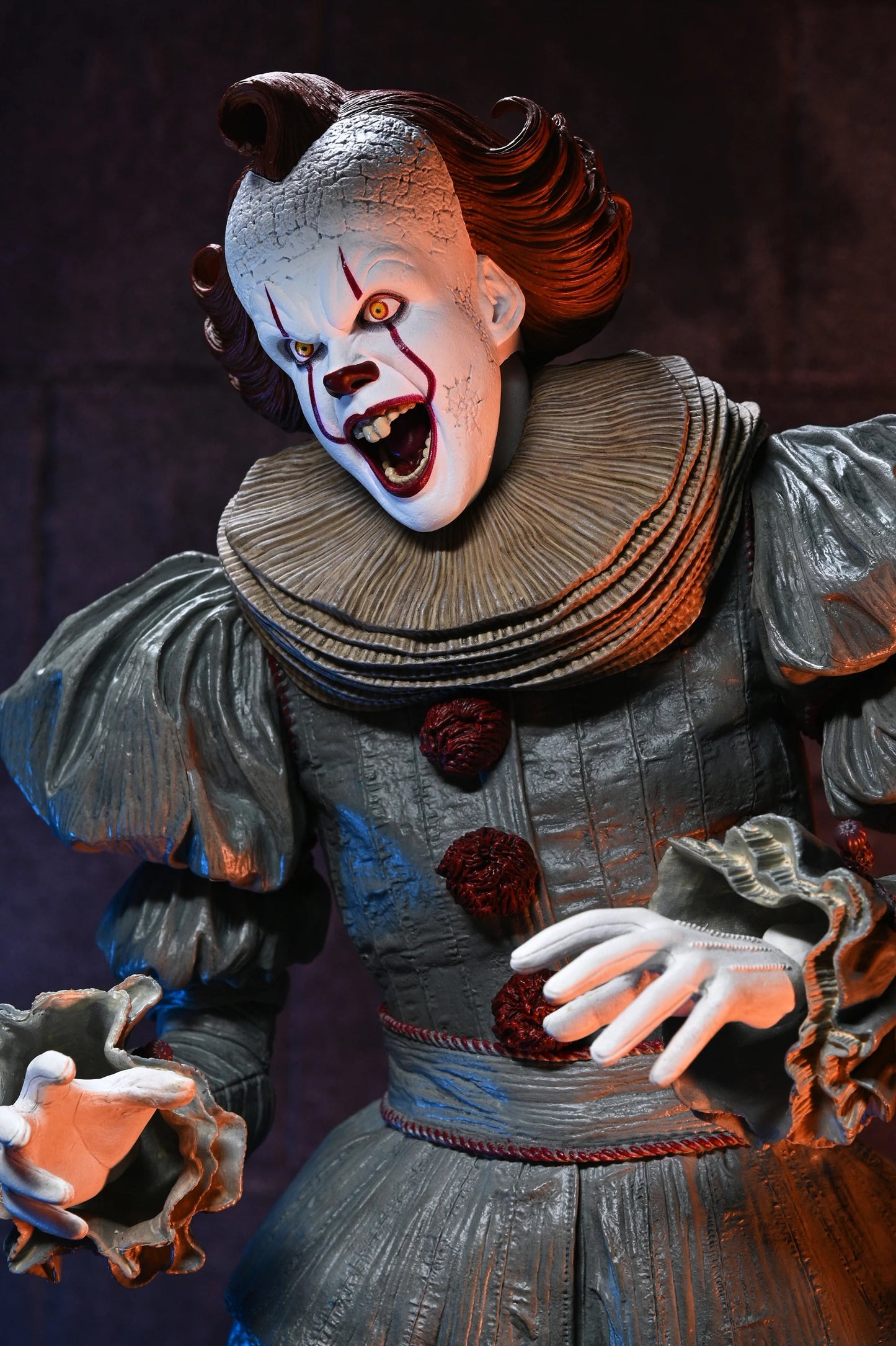 NECA Reel Toys IT (2017) Pennywise 1/4 Scale Figure