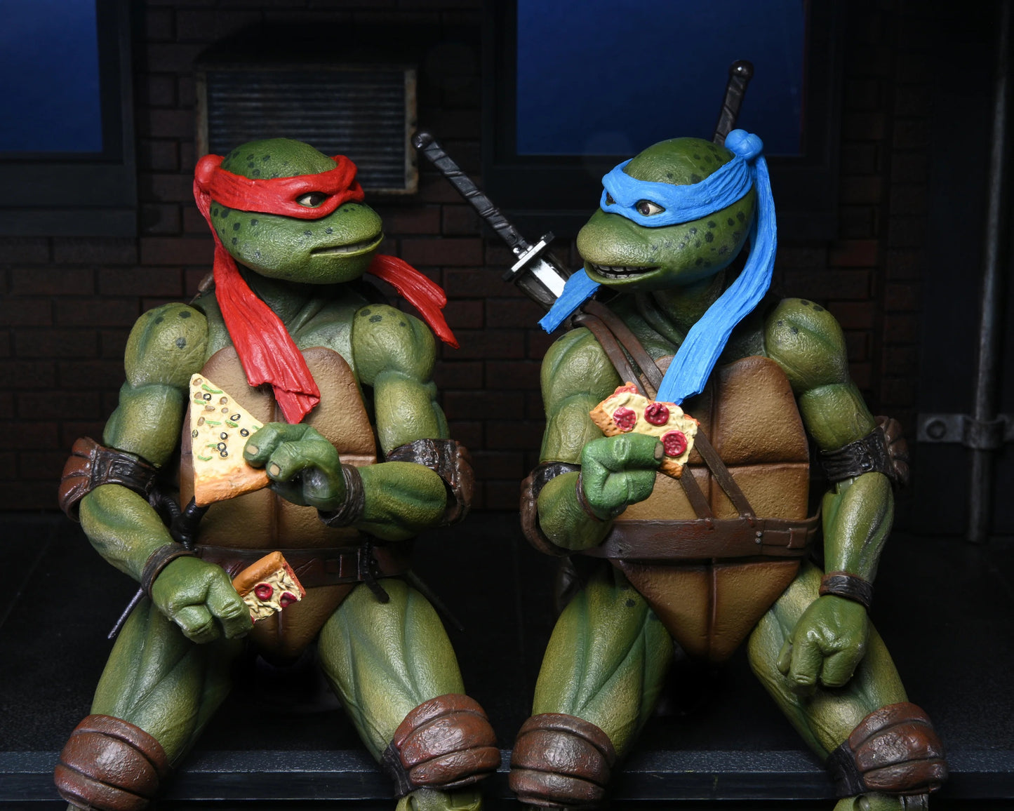 NECA Teenage Mutant Ninja Turtles (1990 Movie) Deluxe 4-Turtle Box Set