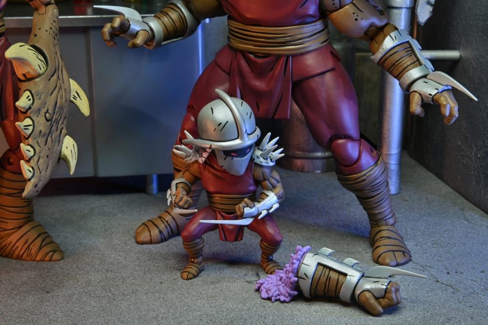 مجسم شخصية NECA Eastman & Laird's TMNT Shredder Clones